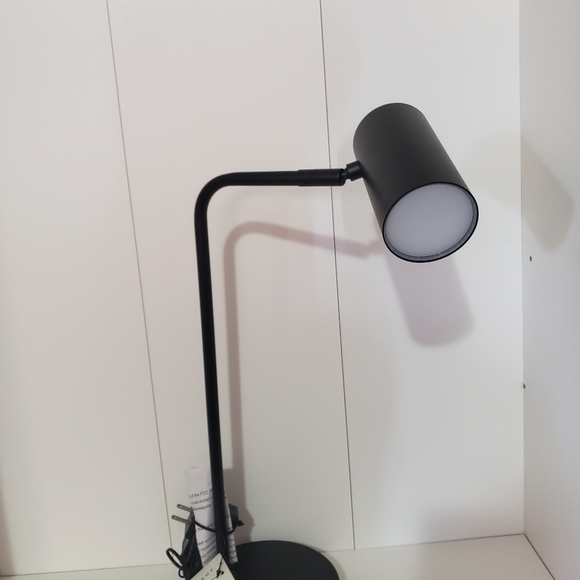 Project 62 LED Task Lamp - Picture 5 of 5